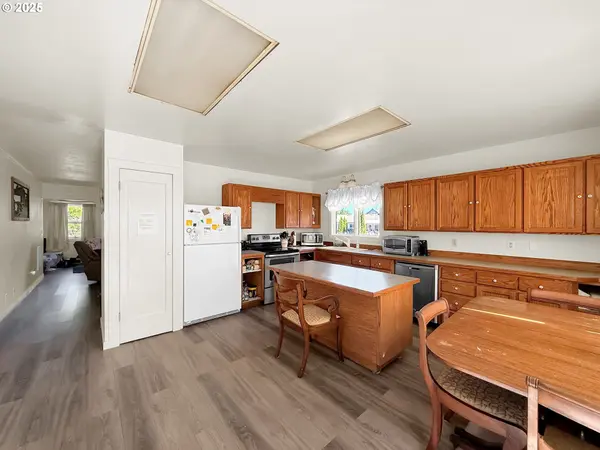 Monroe, OR 97456,710 N 8TH ST