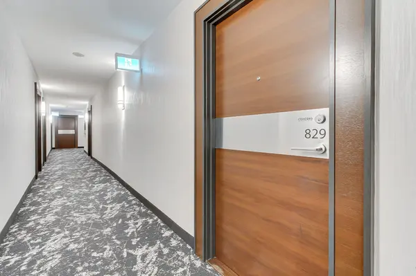 Toronto C01, ON M5V 4B3,10 Capreol CT #Unit  829