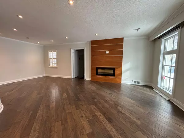 Toronto C07, ON M2N 1J4,138 Poyntz AVE