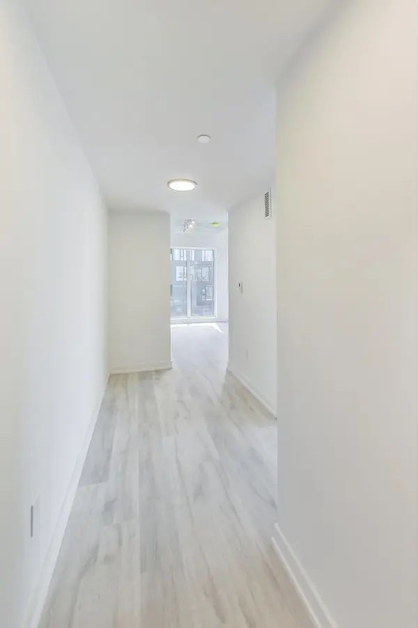 Toronto C01, ON M5V 0T3,2 Augusta AVE #1005