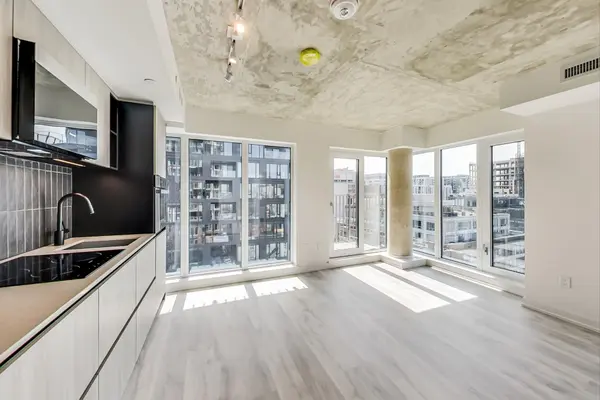 Toronto C01, ON M5V 0T3,2 Augusta AVE #1005