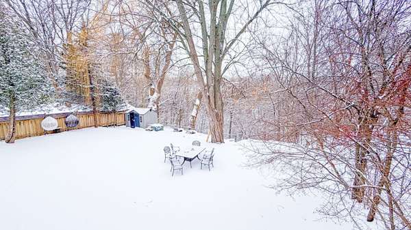 61 Alamosa DR, Toronto C15, ON M2J 2N8