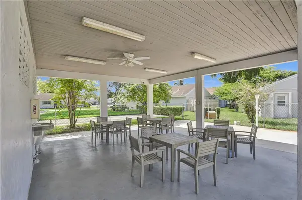 Davie, FL 33328,8638 Bridle Path Ct #203