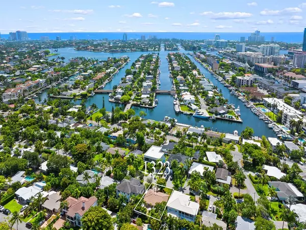 Fort Lauderdale, FL 33316,1323 SE 13th Ter
