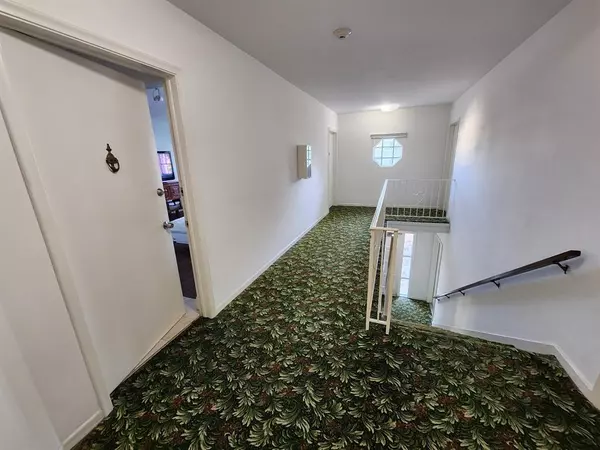 Fort Lauderdale, FL 33308,1821 NE 62nd St #431