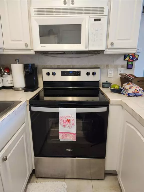 Fort Lauderdale, FL 33308,1821 NE 62nd St #431