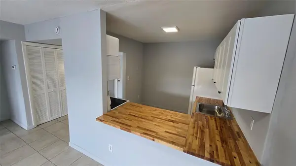 Miami, FL 33162,15221 NE 6th Ave #A204