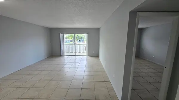 Miami, FL 33162,15221 NE 6th Ave #A204