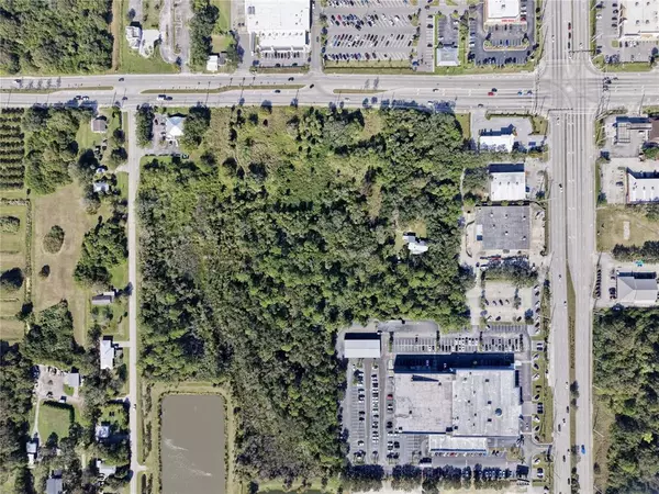 Fort Pierce, FL 34982,511 W Midway Rd