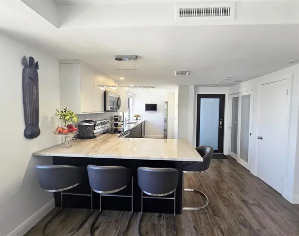 Pompano Beach, FL 33062,1401 N Riverside Dr #707