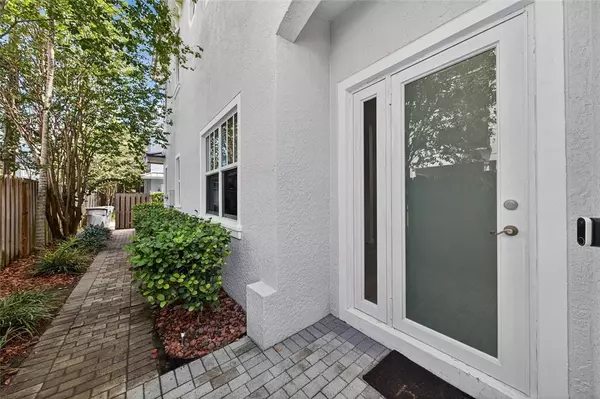 Pompano Beach, FL 33060,15 NE 20th Ave