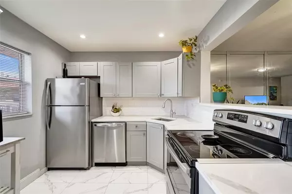 Deerfield Beach, FL 33441,608 SW Natura Blvd #308