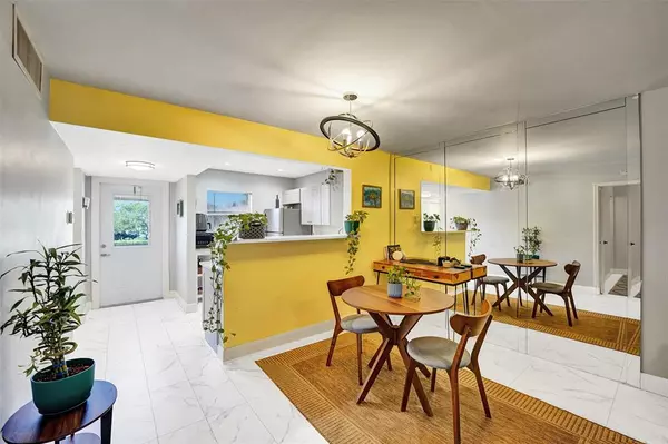 Deerfield Beach, FL 33441,608 SW Natura Blvd #308