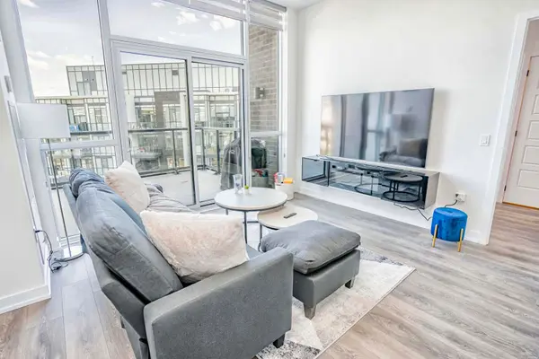 Innisfil, ON L9S 0R5,415 Sea Ray AVE #403