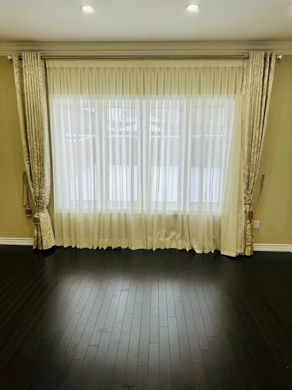 New Tecumseth, ON L9R 0G9,4 Hackett ST