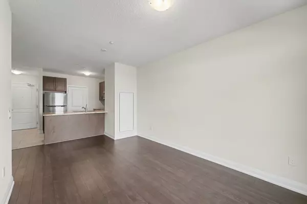 Whitchurch-stouffville, ON L4A 2Z9,5917 Main ST #609