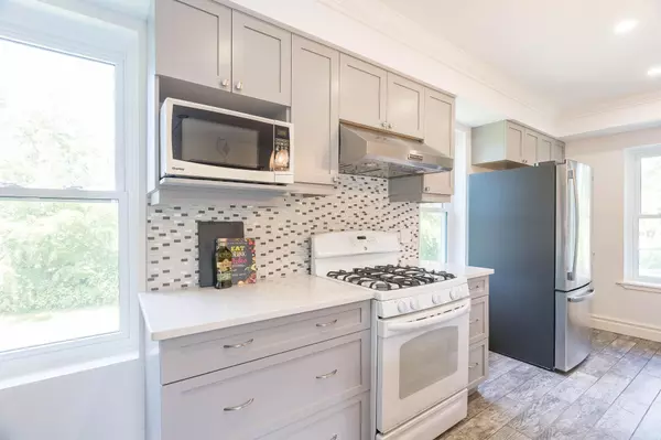 Tay, ON L0K 2A0,139 Veterans LN