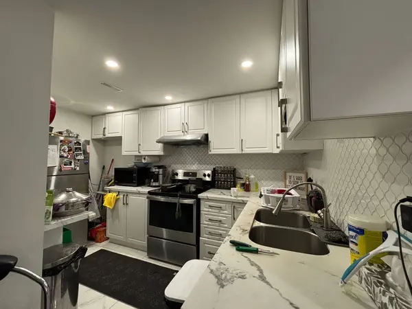 Milton, ON L9E 1C8,287 Hinton TER