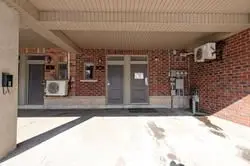 Burlington, ON L7T 2C8,362 Plains RD E #8