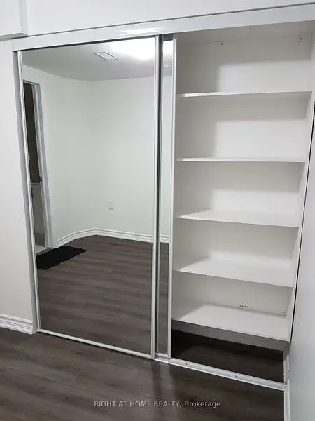 Milton, ON L9T 8L8,572 Murray Meadows PL #- Lower,