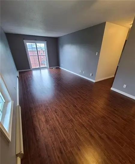 Gananoque, ON K7R 3C6,550 Talbot PL N #404