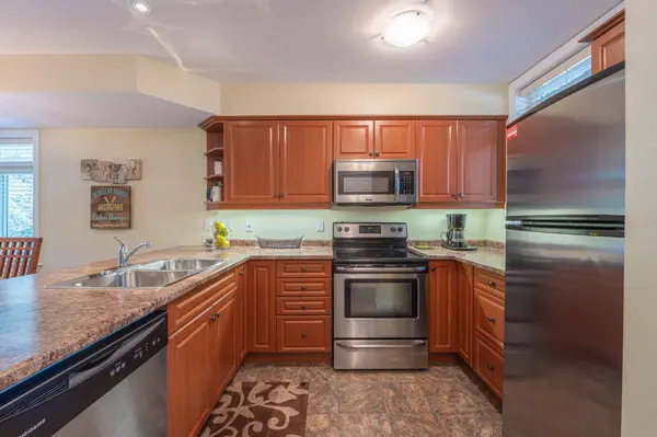 North Kawartha, ON K0L 1A0,1579 Anstruther Lake RD #1