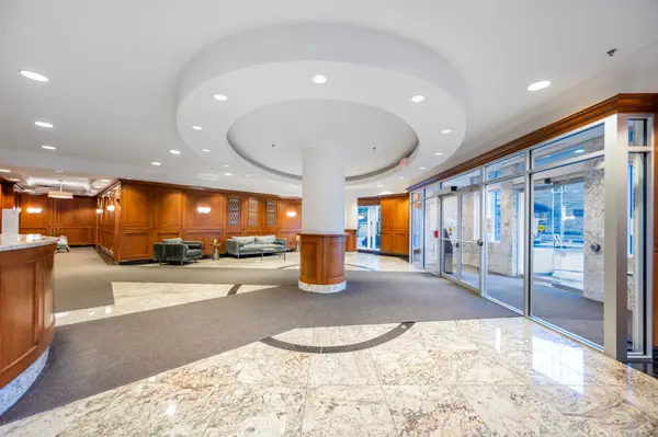 Lower Town - Sandy Hill, ON K1N 0B6,195 Besserer ST #2701