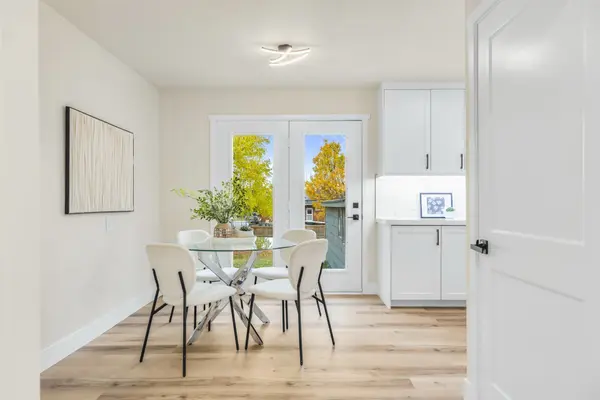 London South, ON N6J 1Y2,239 Commissioners RD W