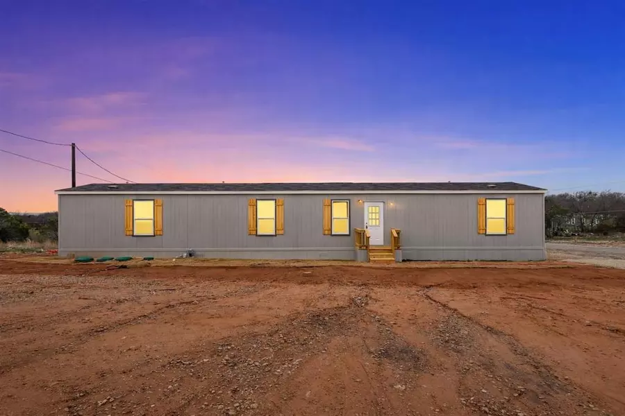 3501 Evergreen Drive, Granbury, TX 76048