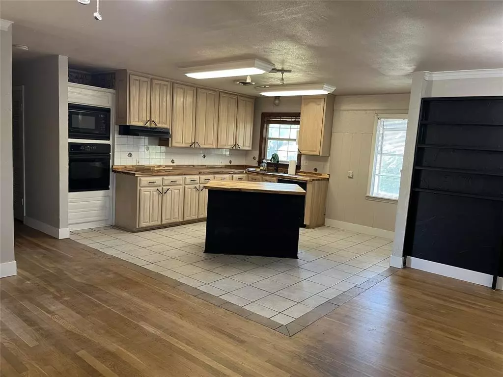 Fort Worth, TX 76133,3401 Leith Avenue