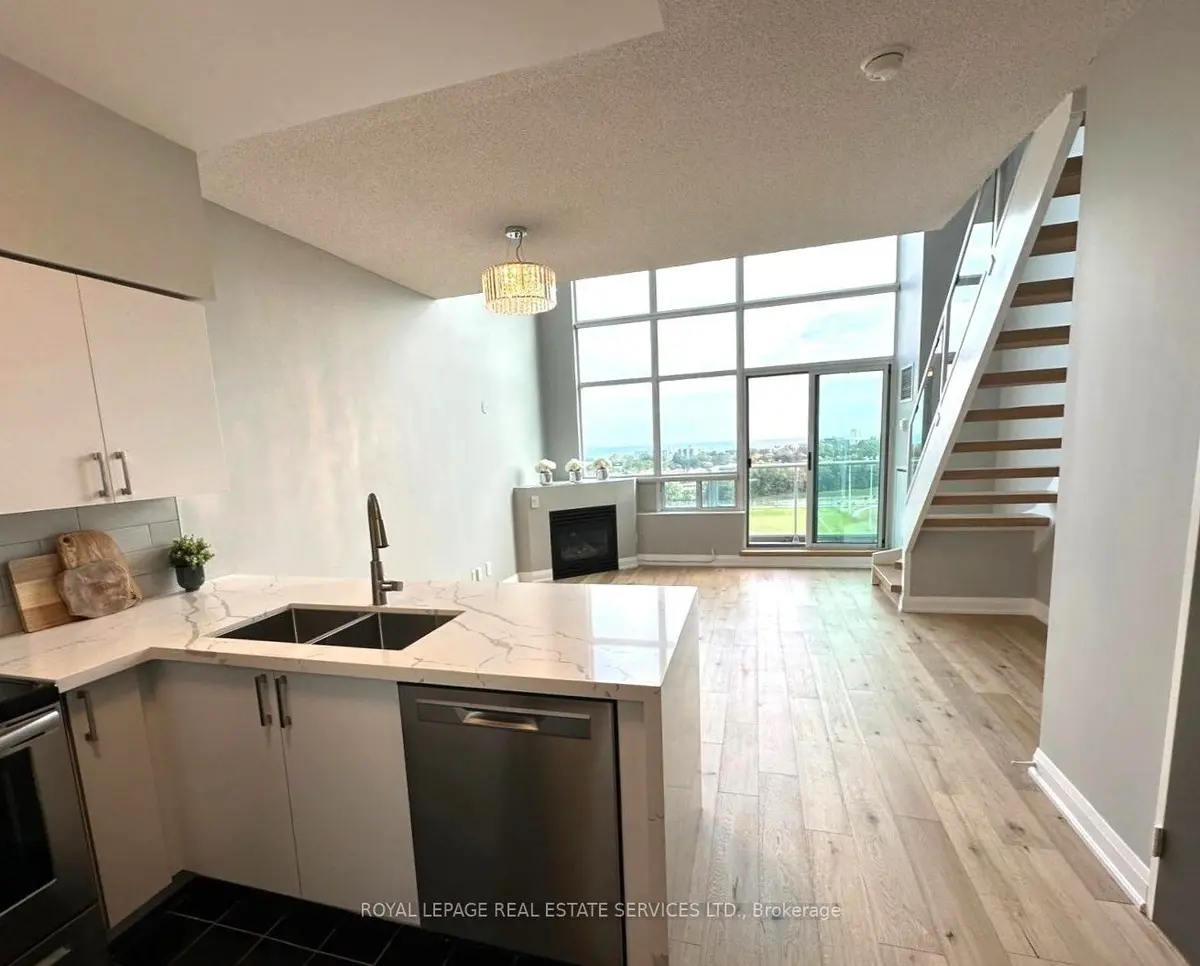 Toronto W06, ON M8Y 3Y9,200 Manitoba ST #612