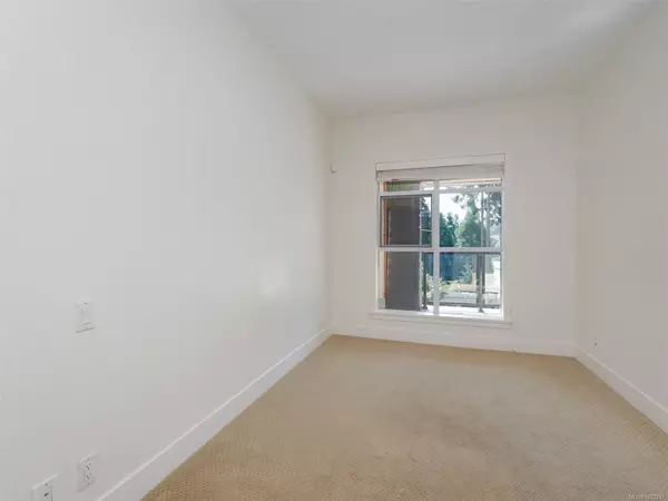 Langford, BC V9B 0A4,1400 Lynburne Pl #218