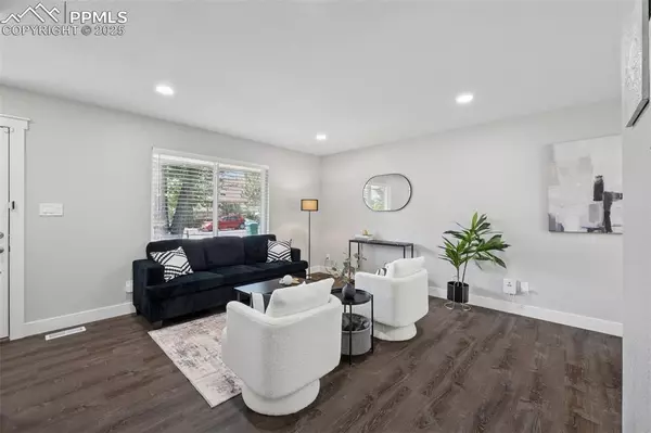 Colorado Springs, CO 80910,2123 Fernwood DR