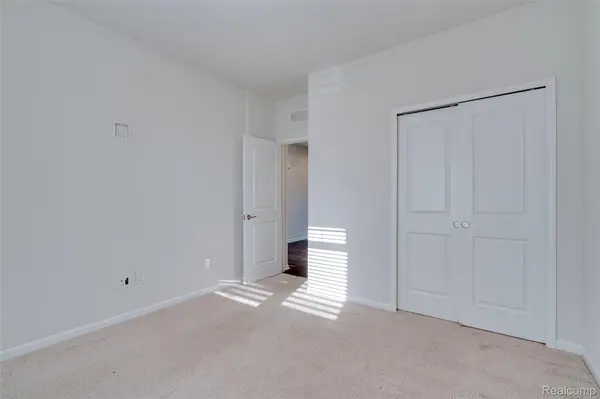 Canton, MI 48188,897 HARRISON ST