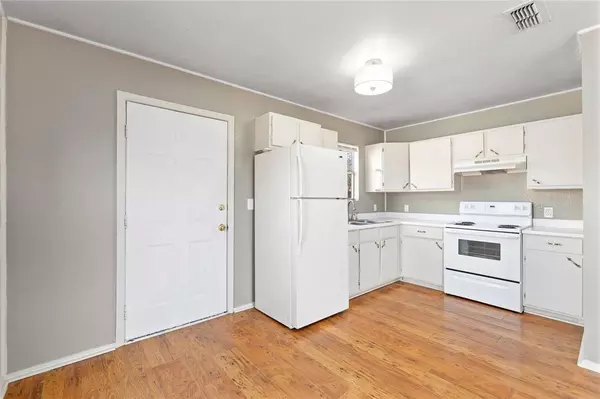 De Leon, TX 76444,333 W Juarez Avenue