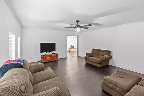 Joshua, TX 76058,204 Thomas Street