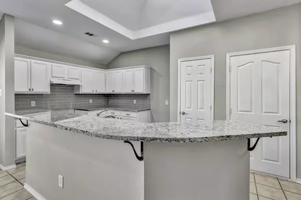 Fort Worth, TX 76108,341 Windy Hill Lane