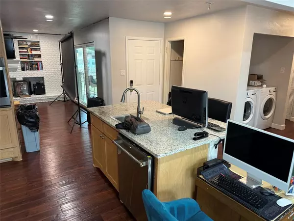 Plano, TX 75075,1121 Edgefield Drive