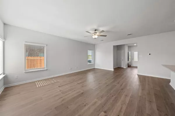 Hutchins, TX 75141,112 Magnolia Boulevard