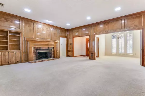 Garland, TX 75044,2122 Rolling Oak Lane