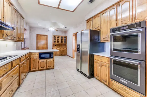 Garland, TX 75044,2122 Rolling Oak Lane