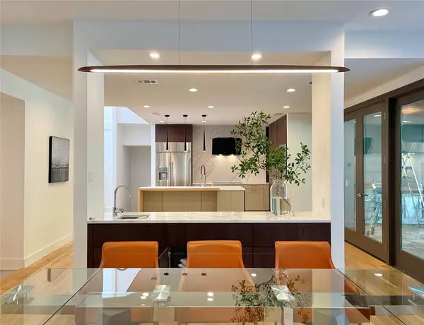 Dallas, TX 75240,6802 Bert Lane