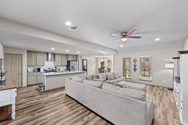 Mineola, TX 75773,186 Private road 6292