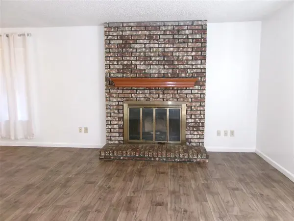 Arlington, TX 76015,2409 Ventura Drive #B