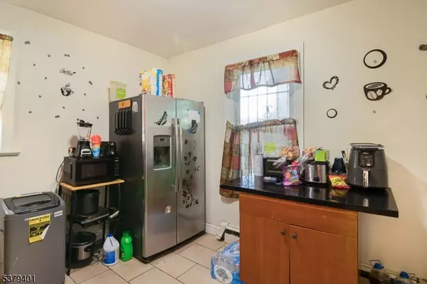 Newark City, NJ 07106,160 Isabella Ave