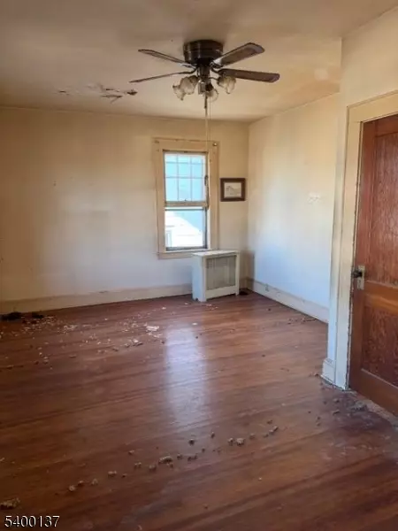 Linden City, NJ 07036,120 S Stiles St