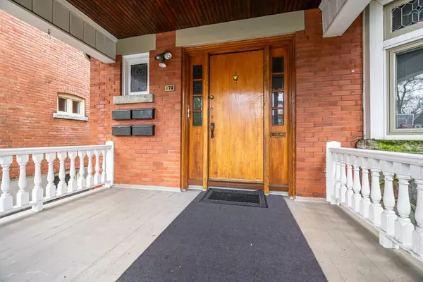 Toronto W02, ON M6P 2Z7,174 Evelyn AVE #Main