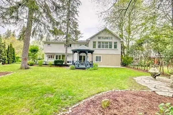 Mississauga, ON L5H 3K4,2198 Highriver CT