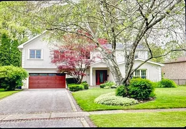 Mississauga, ON L5H 3K4,2198 Highriver CT