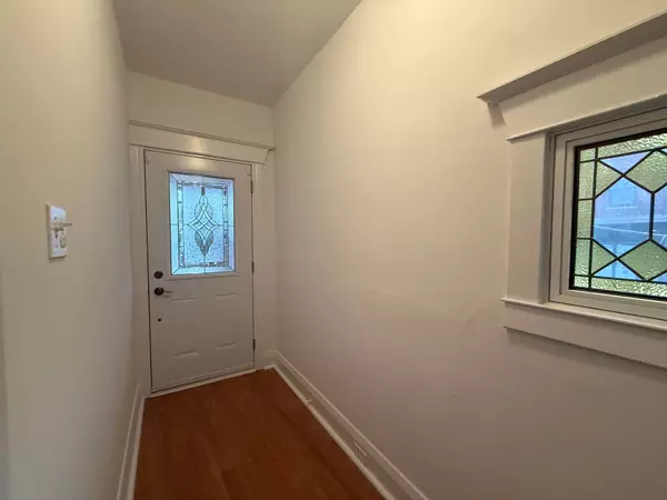 Toronto W01, ON M6R 1G8,54 Galley AVE #Upper